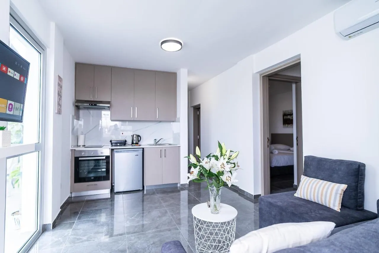 Spiros Luxury Apartments Ajia Napa Cypr